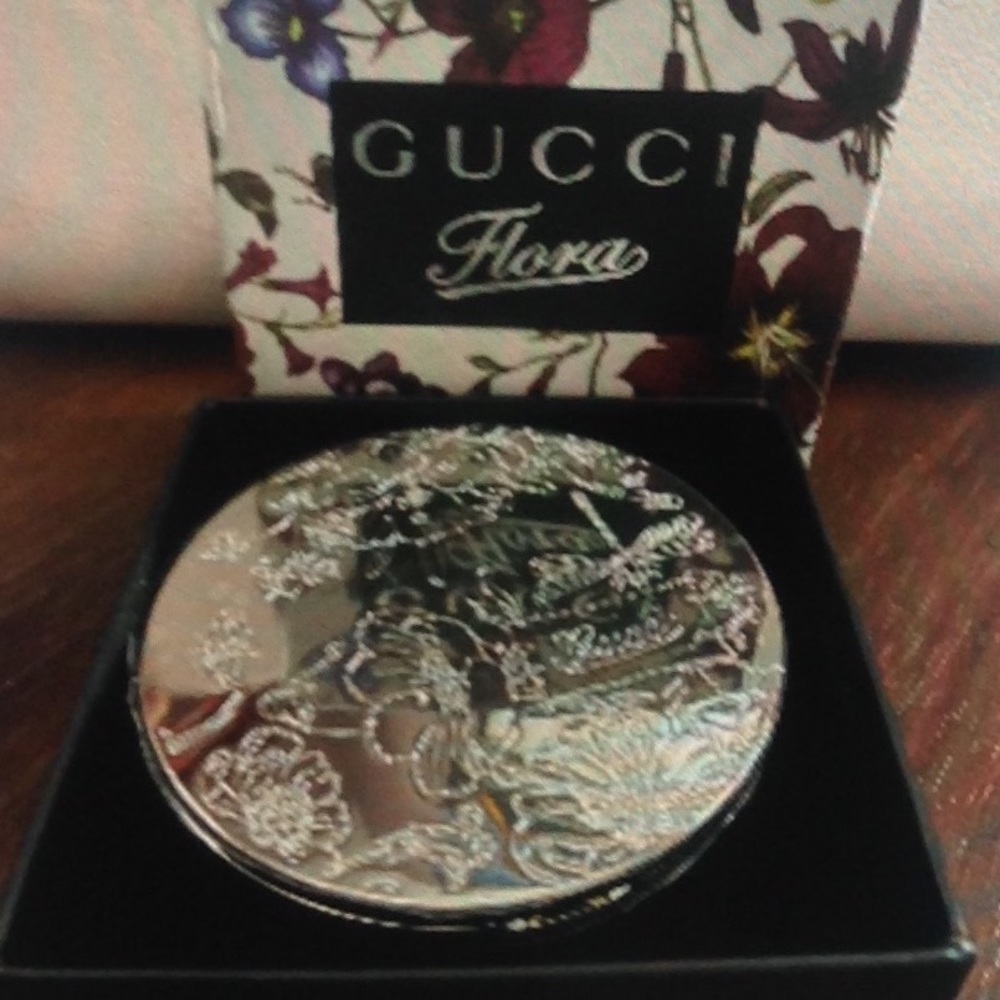Silver Makeup Mirror Metal Compact + Box NWOT